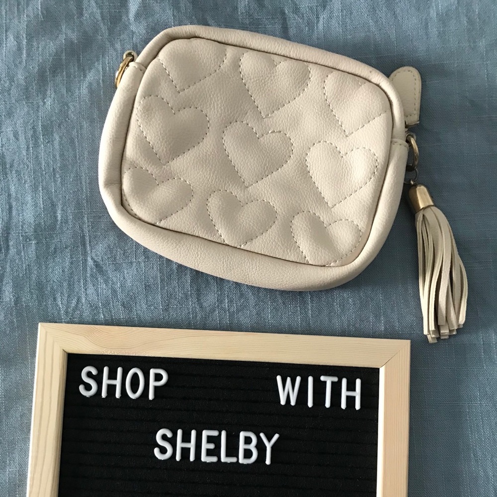 Handheld Purse w/ heart embroidery